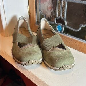 Hush Puppies Sage Green Loafers. New without tags